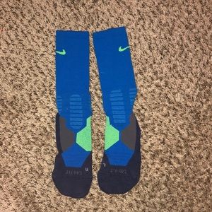 Nike Elites